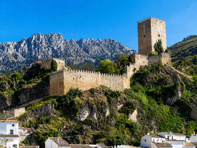 Замок Едра в Касорле