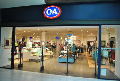 C&A España – ropa cómoda y barata Tienda C&A en España: ropa informal y económica para toda la familia.