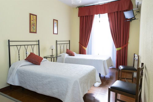 Hostal Tokio бюджетные отели Мадрида