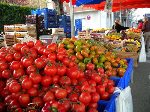 Mercadillo de Bellvitge en L'Hospitalet los viernes