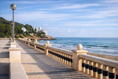 Paseo Marítimo Paseo Marítimo — прогулочная набережная Ситжеса