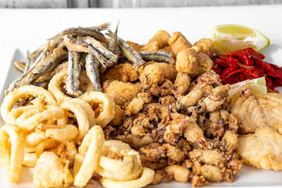 Where to Eat in Cádiz and What to Try