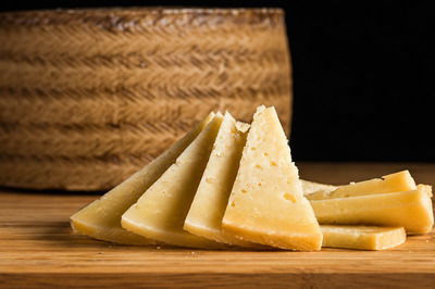 Queso Manchego Queso Manchego, el queso más famoso de España