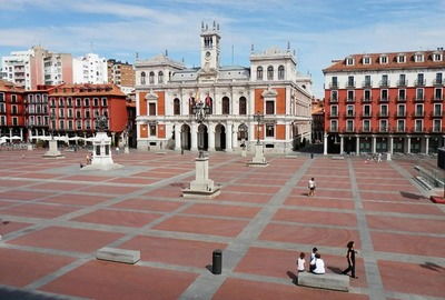 Square in Valladolid — former capital of Spain