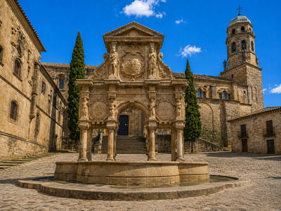 Фонтан Санта-Мария в Баэсе