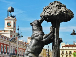 The statue of a bear and a strawberry tree is a symbol of Madrid