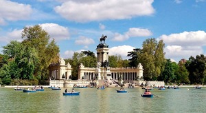 The big lake in Retiro Park