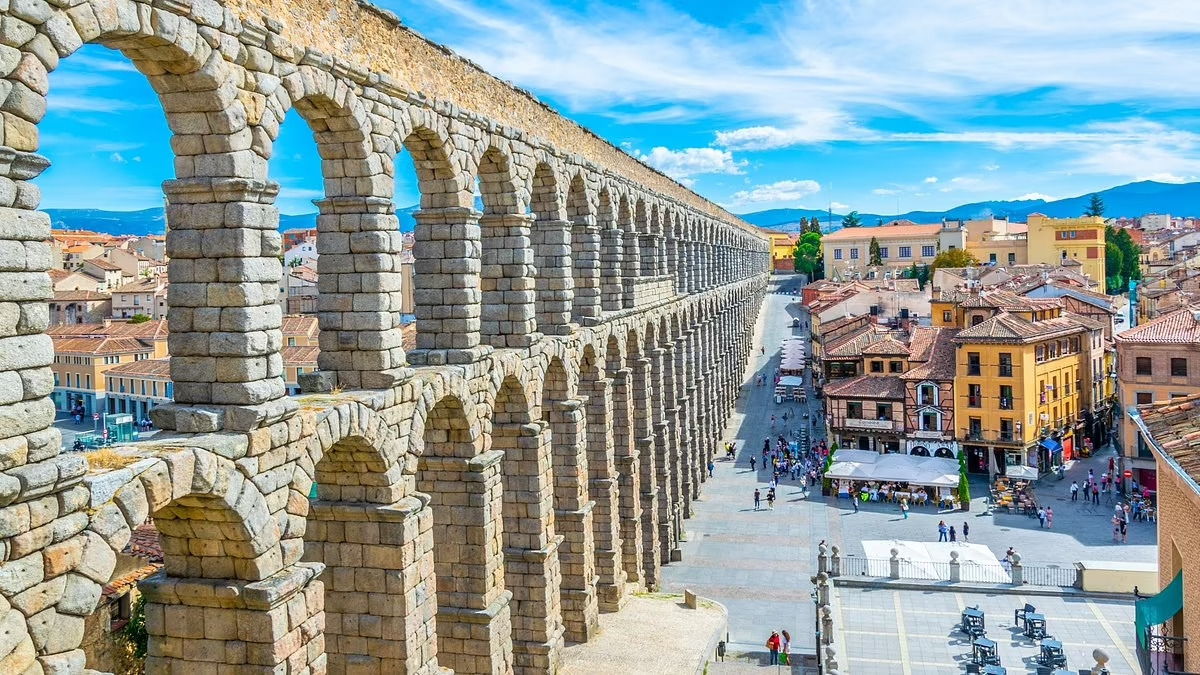 Сеговия что посмотреть в историческом центре