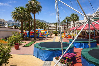 Parquelandia Benalmadena детские аттракционы в Puerto Marina