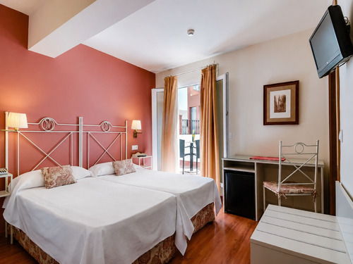 Отель в центре Севильи Hotel Murillo