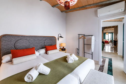 Slow Suites Salvador - апартаменты с бассейном в Севилье