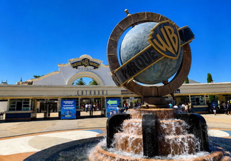 Main entrance to Warner Park Madrid