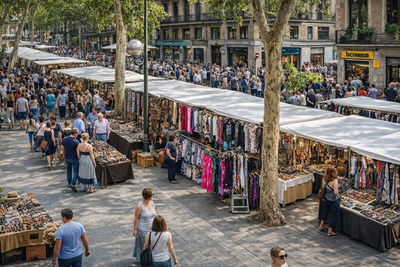 Street market schedule in Valencia Street market schedule in Valencia by days of the week